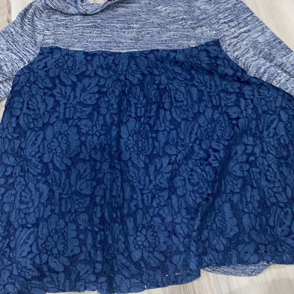 Women’s petite medium dress shirt - Picture 4 of 4